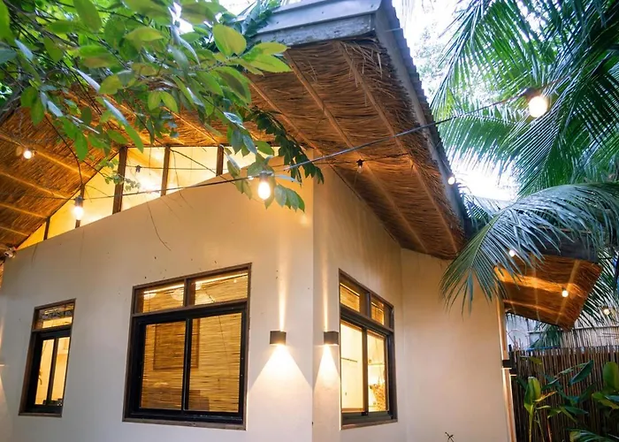Okaeri House Cliff-View Cozy Home, Walk To Town